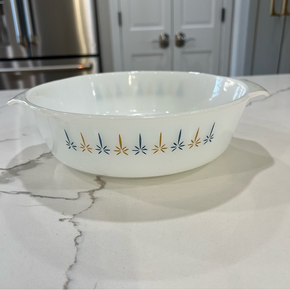 FIRE KING 10” 1qt casserole dish Candle Glow mustard/ navy VTG Atomic Atomic MCM